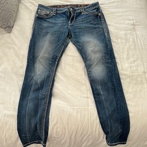 Rock Revival Jeans 33